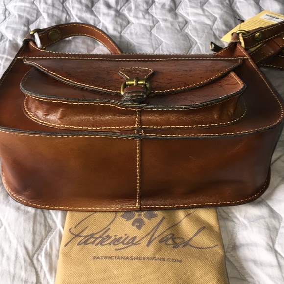 Patricia Nash Bettola saddle bag signature map - Picture 4 of 8